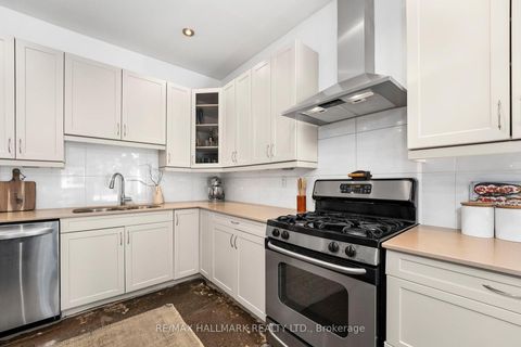 Photo 9 at Loft 2 - 2B Minto Street, Coxwell, Toronto