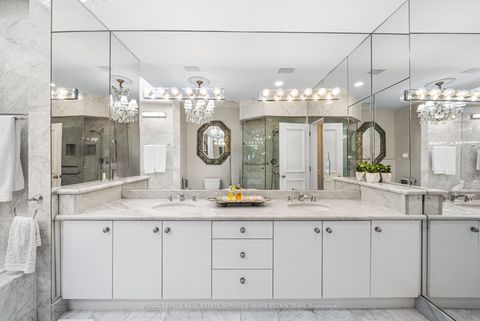 Photo 25 at 18 Lowther Avenue, Annex, Toronto