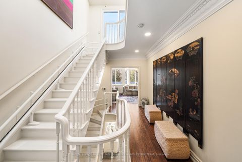 Photo 26 at 18 Lowther Avenue, Annex, Toronto