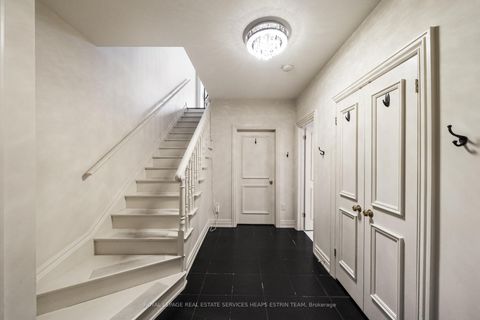 Photo 36 at 18 Lowther Avenue, Annex, Toronto