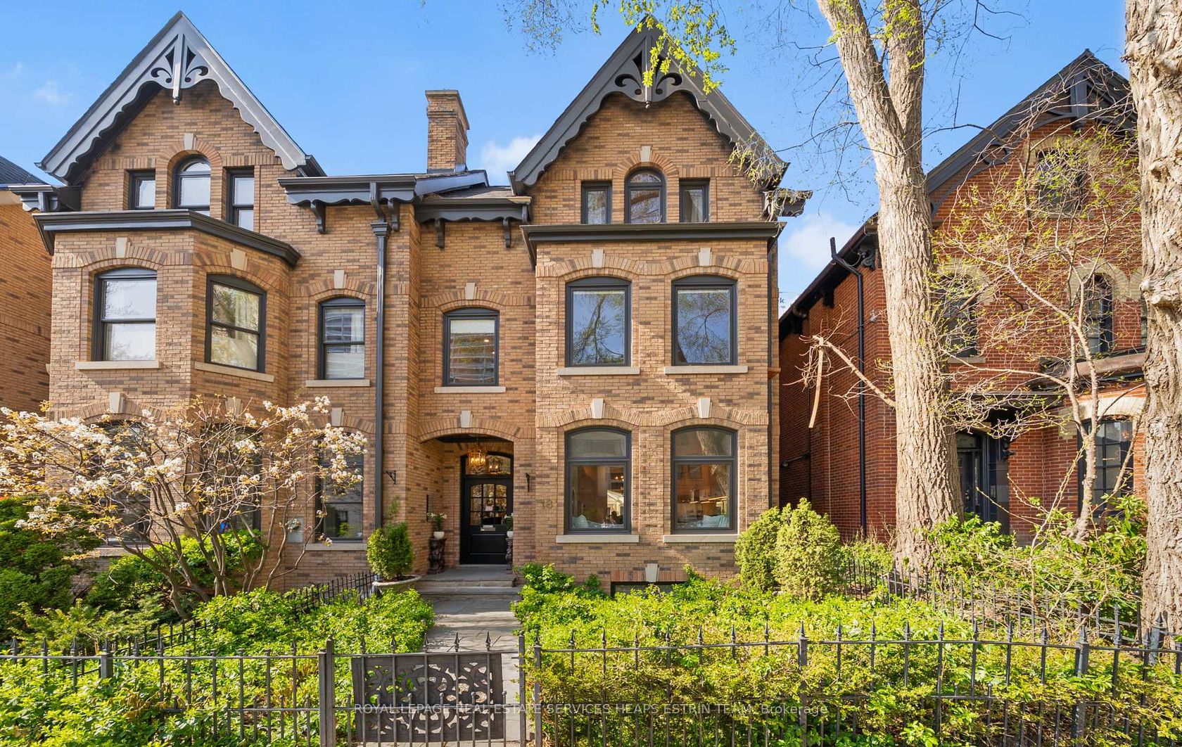 18 Lowther Avenue, Annex, Toronto 
