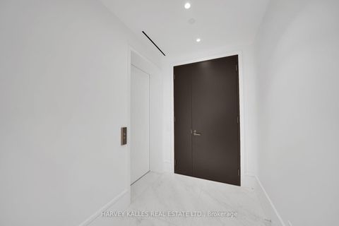Photo 3 at 304 - 7 Dale Avenue, Moore Park, Toronto