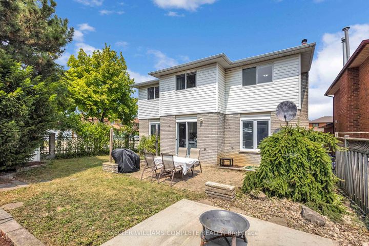Photo 40 at 2 ROBESPIERRE Court, Crerar, Hamilton