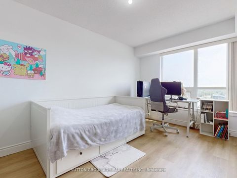 Photo 16 at 1012 - 7 North Park Road, Beverley Glen, Vaughan