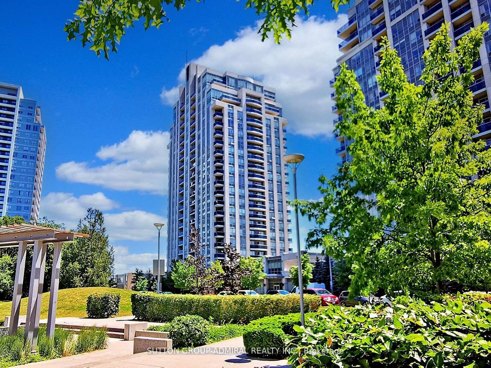 1012 - 7 North Park Road, Beverley Glen, Vaughan 