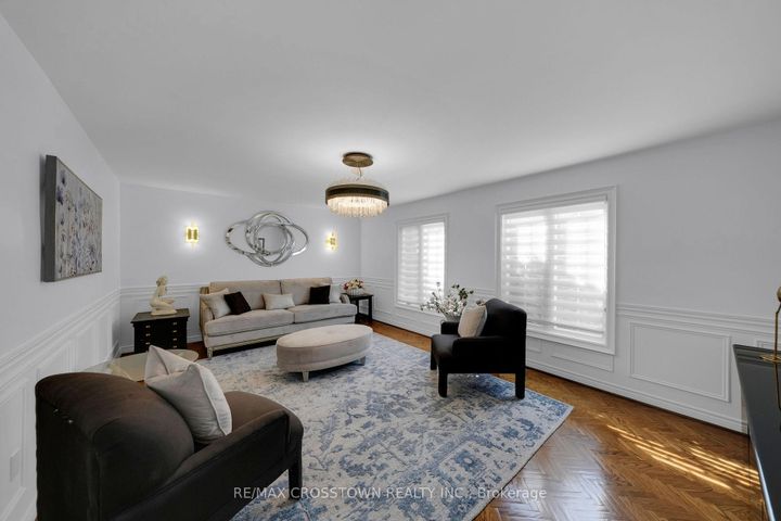 Photo 10 at 72 Glenayr Road, Bayview Hill, Richmond Hill