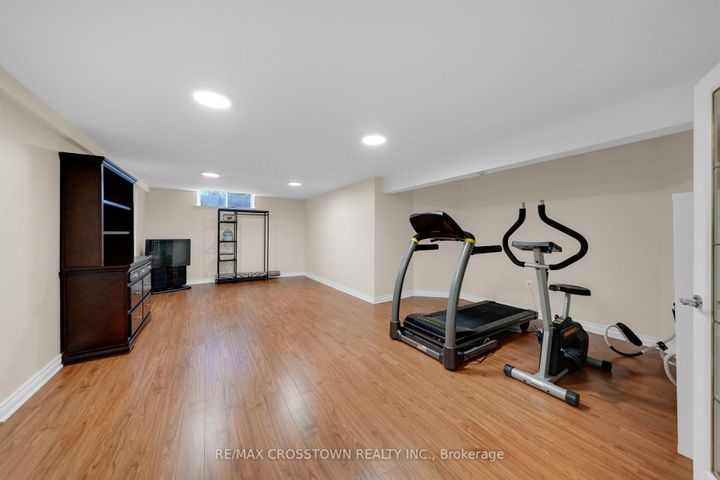 Photo 27 at 72 Glenayr Road, Bayview Hill, Richmond Hill