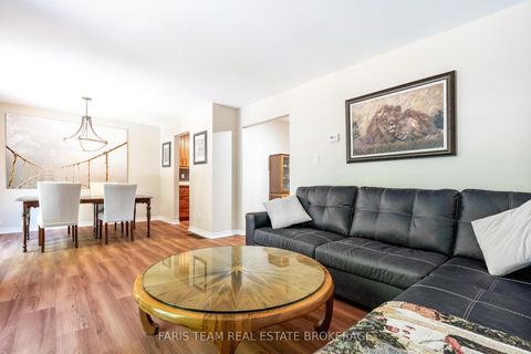 Photo 12 at 173 Toronto Street, Queen's Park, Barrie Photo 12 at 173 Toronto Street, Queen's Park, Barrie