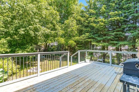 Photo 24 at 173 Toronto Street, Queen's Park, Barrie