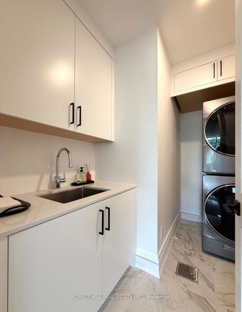 Photo 12 at 4D - 2010 Bathurst Street, Cedarvale, Toronto