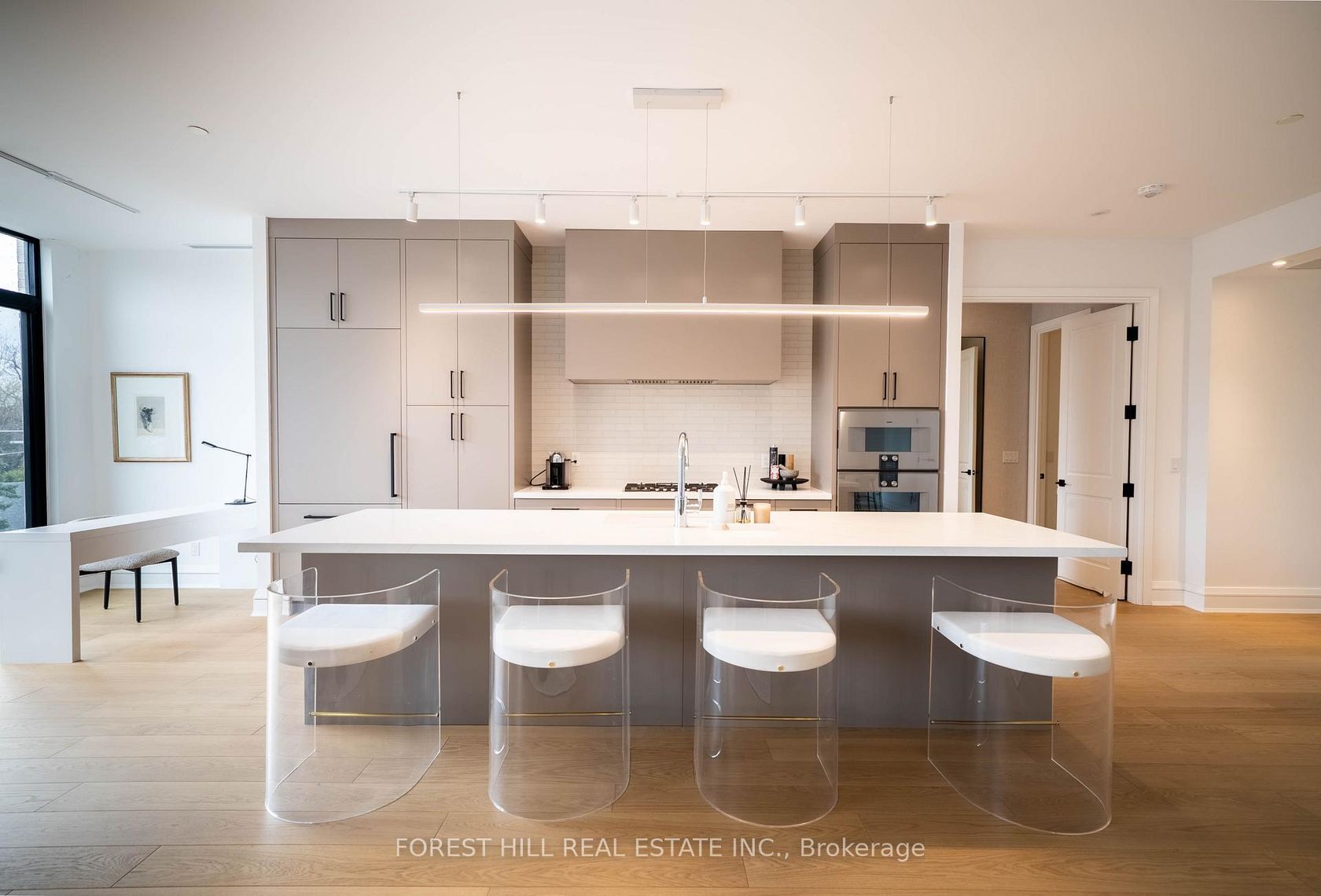 4D - 2010 Bathurst Street, Cedarvale, Toronto 
