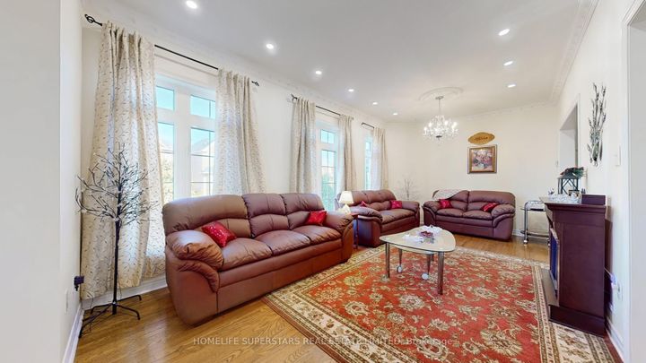 Photo 7 at 57 Quailvalley Drive, Wellington, Brampton