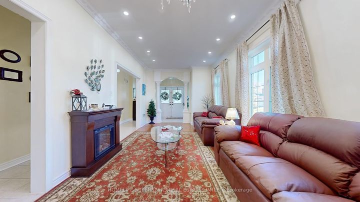 Photo 9 at 57 Quailvalley Drive, Wellington, Brampton