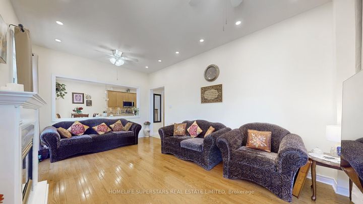 Photo 11 at 57 Quailvalley Drive, Wellington, Brampton