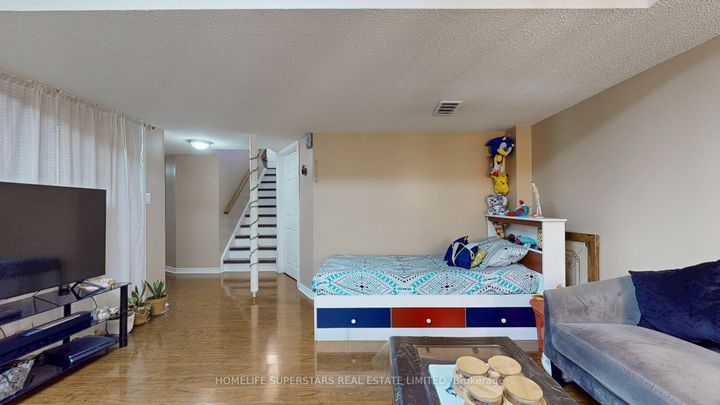 Photo 35 at 57 Quailvalley Drive, Wellington, Brampton