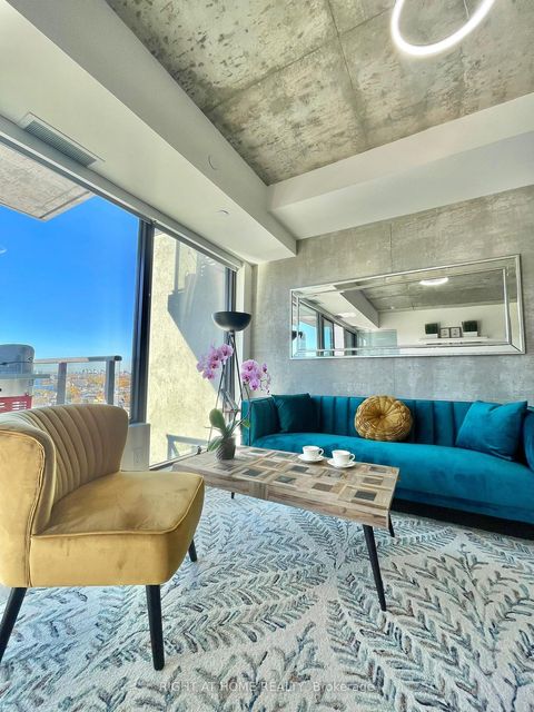 Photo 4 at 1205 - 111 Bathurst Street, Waterfront Communities C1, Toronto