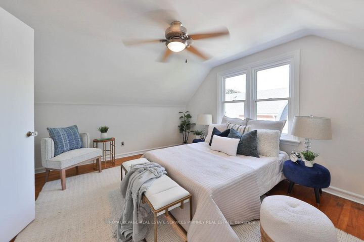 Photo 9 at 15 East 41st Street, Sunninghill, Hamilton