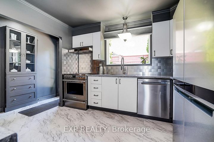 Photo 6 at 62 Kempsell Crescent, Don Valley Village, Toronto