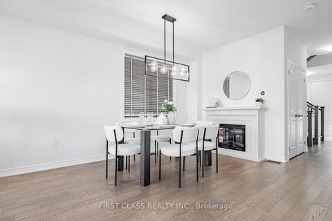 Photo 9 at 38 Hewison Avenue, Rural Richmond Hill, Richmond Hill