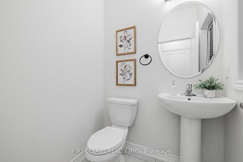 Photo 19 at 38 Hewison Avenue, Rural Richmond Hill, Richmond Hill