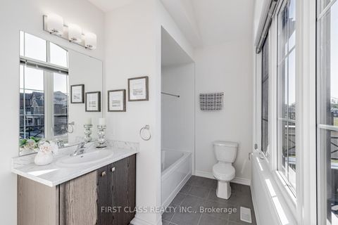 Photo 23 at 38 Hewison Avenue, Rural Richmond Hill, Richmond Hill