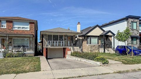 Photo 1 at 14 Little Boulevard, Belgravia, Toronto