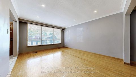 Photo 8 at 14 Little Boulevard, Belgravia, Toronto