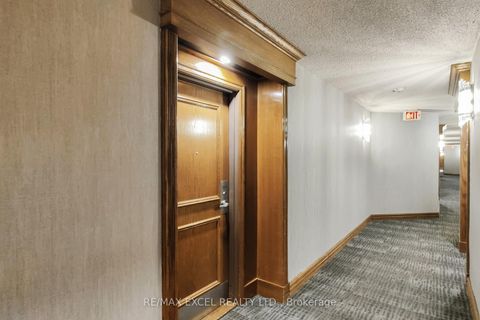Photo 5 at 906 - 23 Lorraine Drive, Willowdale West, Toronto
