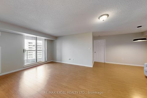 Photo 9 at 906 - 23 Lorraine Drive, Willowdale West, Toronto