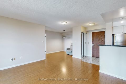 Photo 14 at 906 - 23 Lorraine Drive, Willowdale West, Toronto