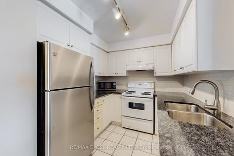 Photo 18 at 906 - 23 Lorraine Drive, Willowdale West, Toronto