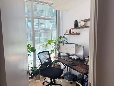Photo 10 at 809E - 36 Lisgar Street, Little Portugal, Toronto