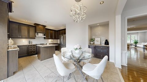 Photo 13 at 255 SELWYN Road, Jefferson, Richmond Hill