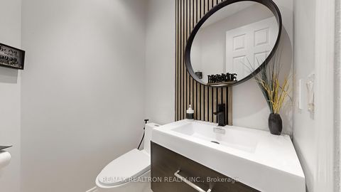 Photo 15 at 255 SELWYN Road, Jefferson, Richmond Hill