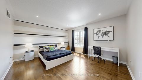 Photo 23 at 255 SELWYN Road, Jefferson, Richmond Hill