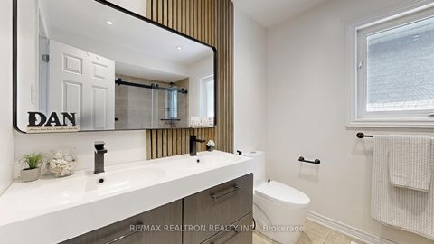 Photo 28 at 255 SELWYN Road, Jefferson, Richmond Hill