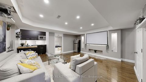 Photo 35 at 255 SELWYN Road, Jefferson, Richmond Hill Photo 35 at 255 SELWYN Road, Jefferson, Richmond Hill