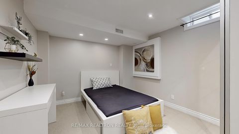 Photo 38 at 255 SELWYN Road, Jefferson, Richmond Hill