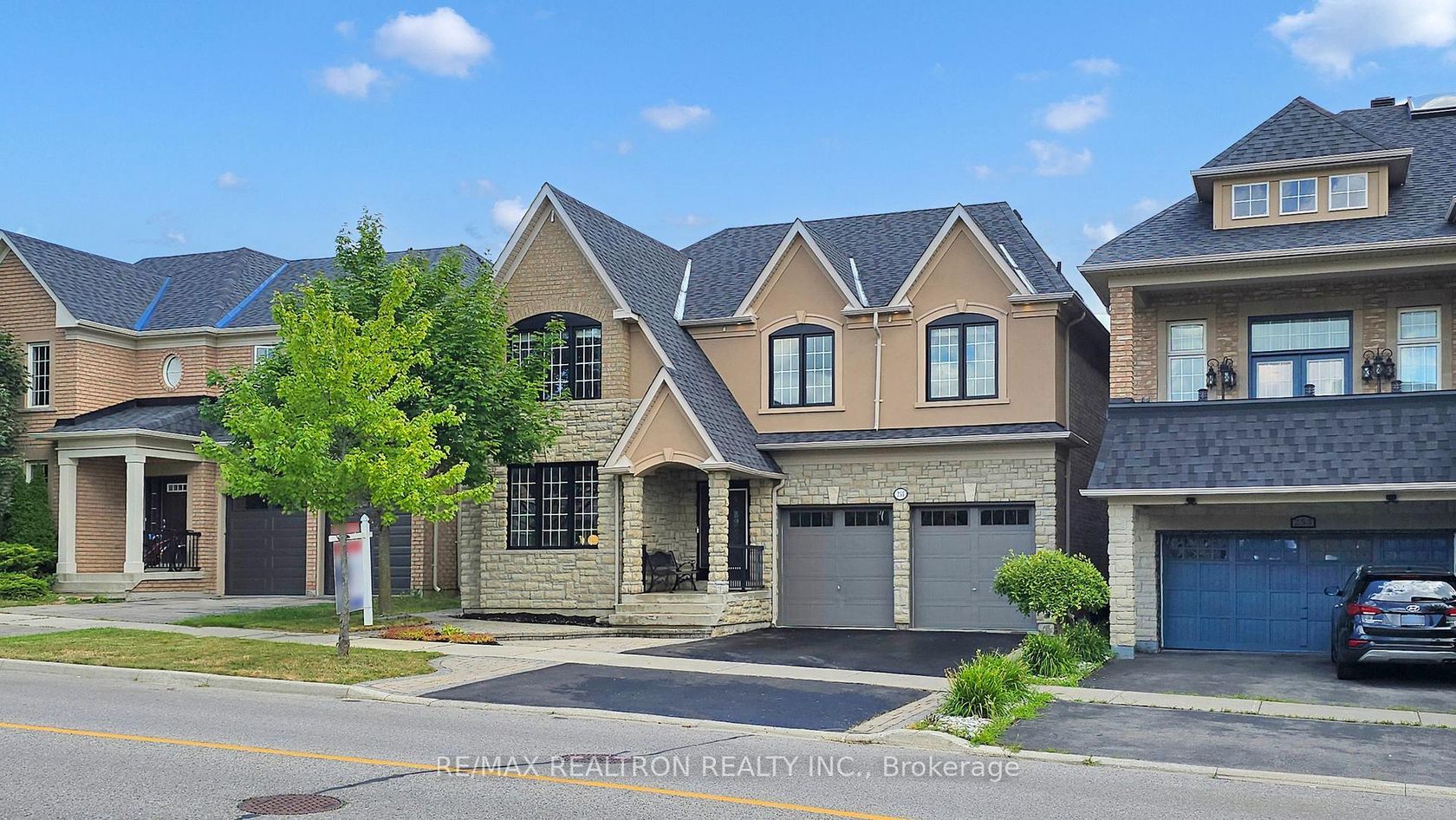 255 SELWYN Road, Jefferson, Richmond Hill by Loree Meneguzzi Real Estate 255 SELWYN Road, Jefferson, Richmond Hill