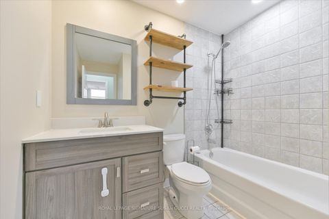 Photo 17 at 616 - 1 Leaside Park Drive, Leaside, Toronto Photo 17 at 616 - 1 Leaside Park Drive, Leaside, Toronto