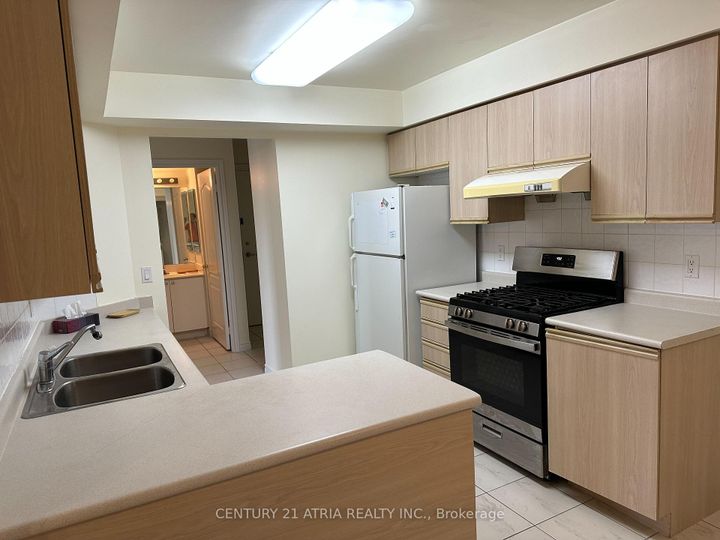 Photo 7 at 2605 - 115 Omni Drive, Bendale, Toronto