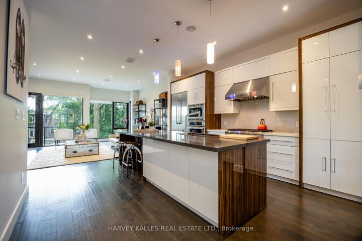 Photo 8 at 397 Soudan Avenue, Mount Pleasant East, Toronto