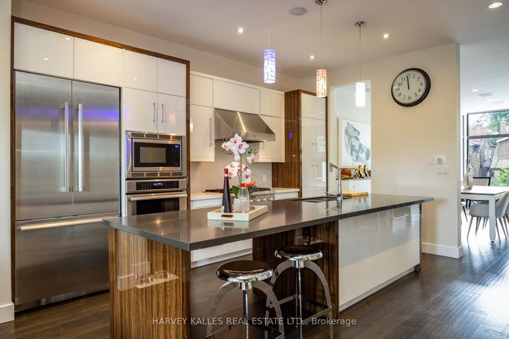Photo 10 at 397 Soudan Avenue, Mount Pleasant East, Toronto