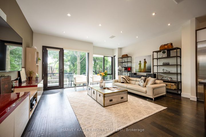 Photo 11 at 397 Soudan Avenue, Mount Pleasant East, Toronto