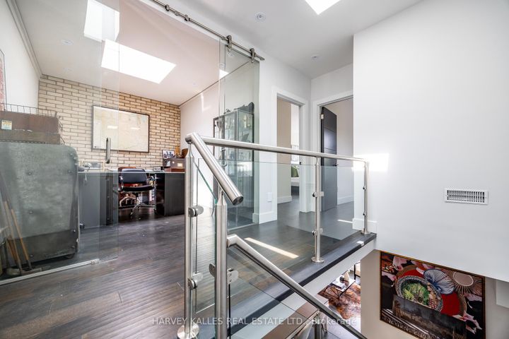 Photo 15 at 397 Soudan Avenue, Mount Pleasant East, Toronto