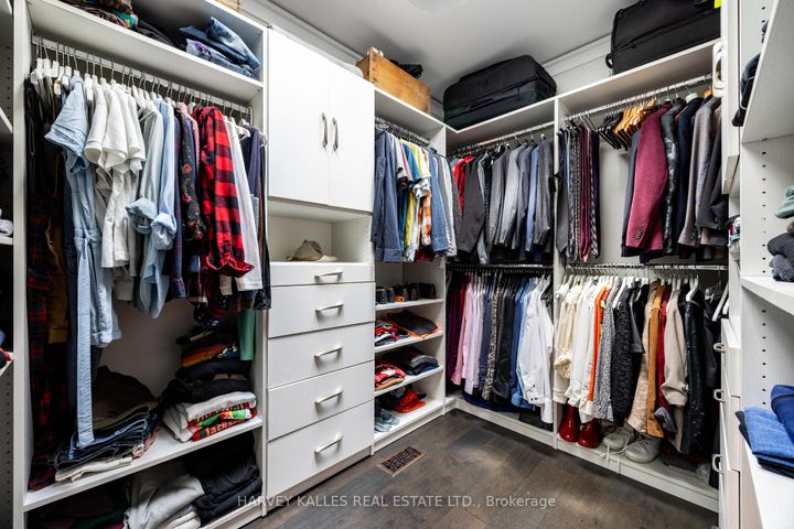 Photo 22 at 397 Soudan Avenue, Mount Pleasant East, Toronto