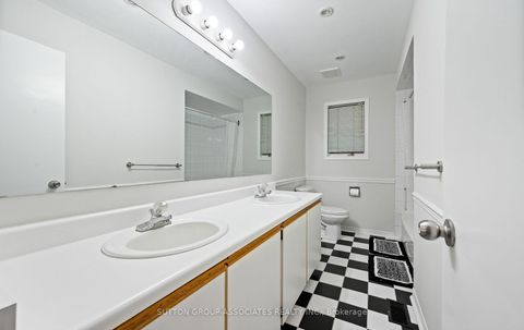 Photo 31 at 1252 Greenwood Crescent, CV Clearview, Oakville