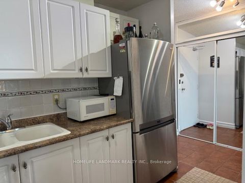 Photo 4 at 1811 - 15 Torrance Road, Eglinton East, Toronto