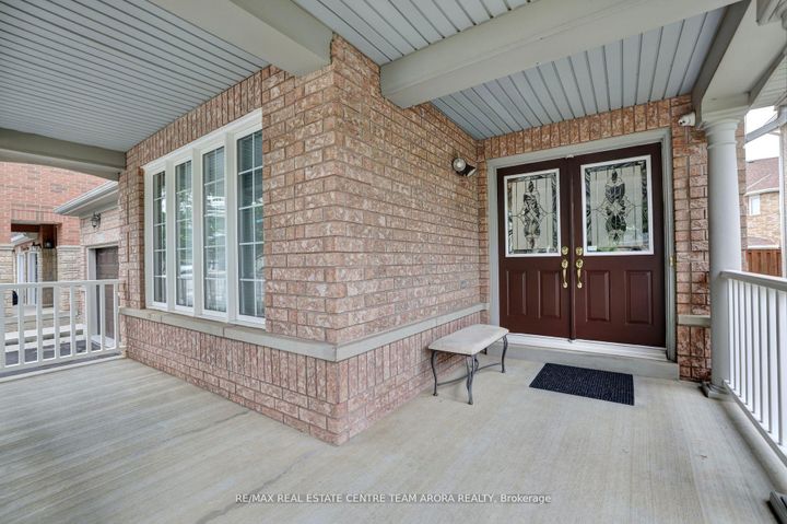 Photo 2 at 329 Brisdale Drive, Fletcher's Meadow, Brampton