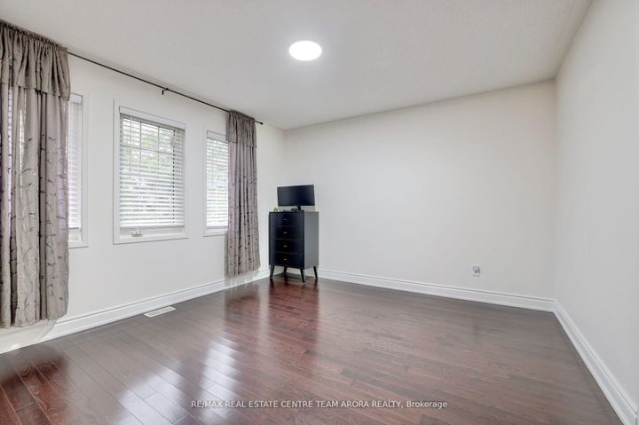 Photo 32 at 329 Brisdale Drive, Fletcher's Meadow, Brampton